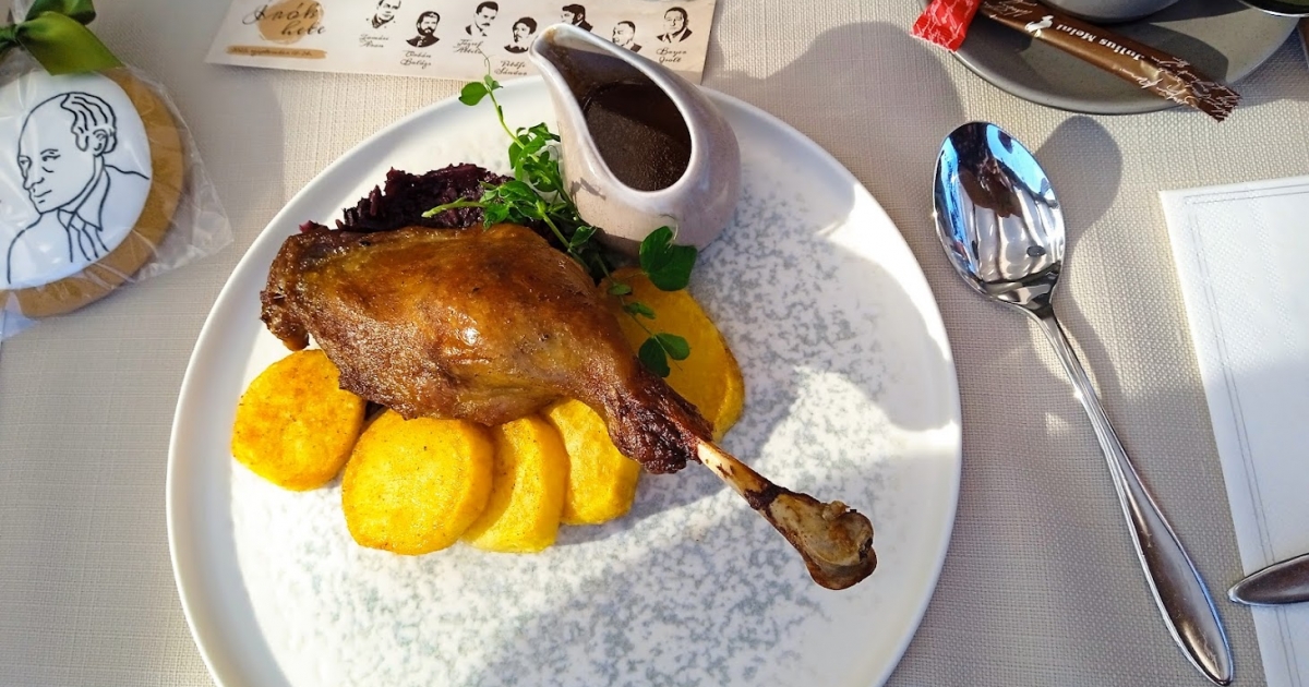 Ismét terítéken az irodalmárok kedvencei a farkaslaki Kotyogóban